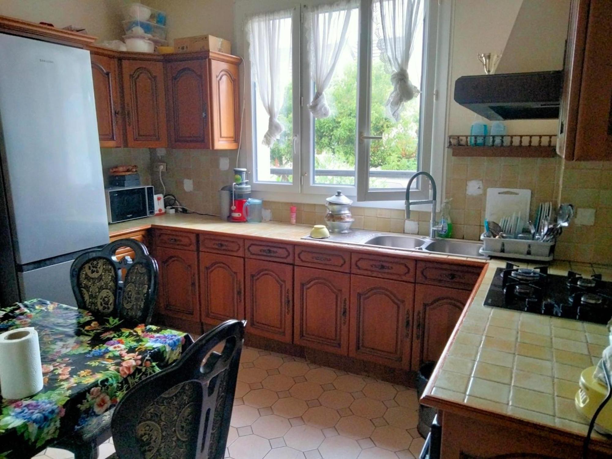 Maison Et Appartement La Courneuve Esterno foto